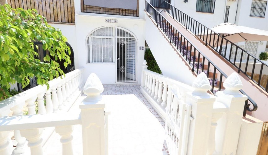 Brukt - Bungalow -
Torrevieja - Costa Blanca