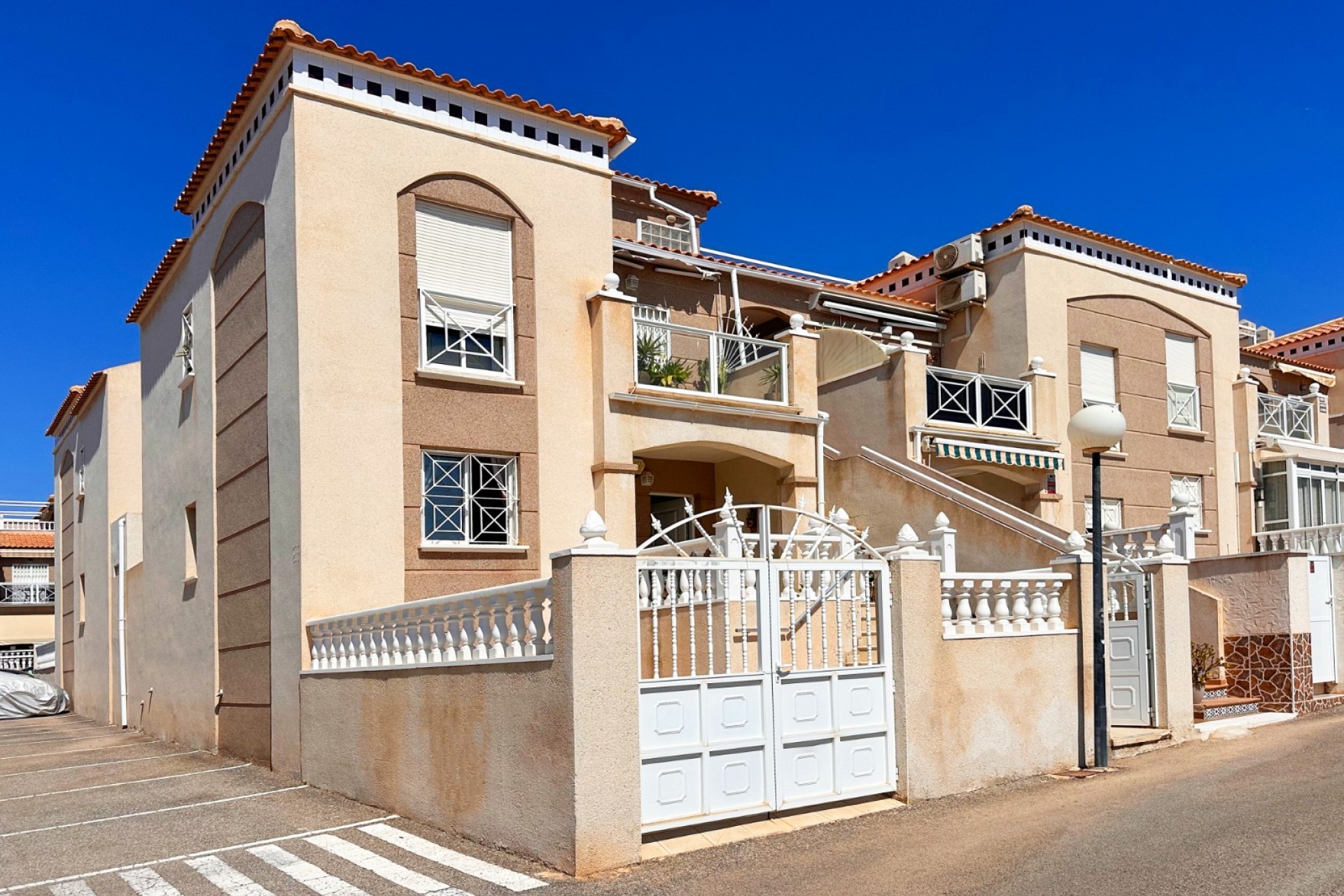 Brukt - Bungalow -
Torrevieja - Costa Blanca