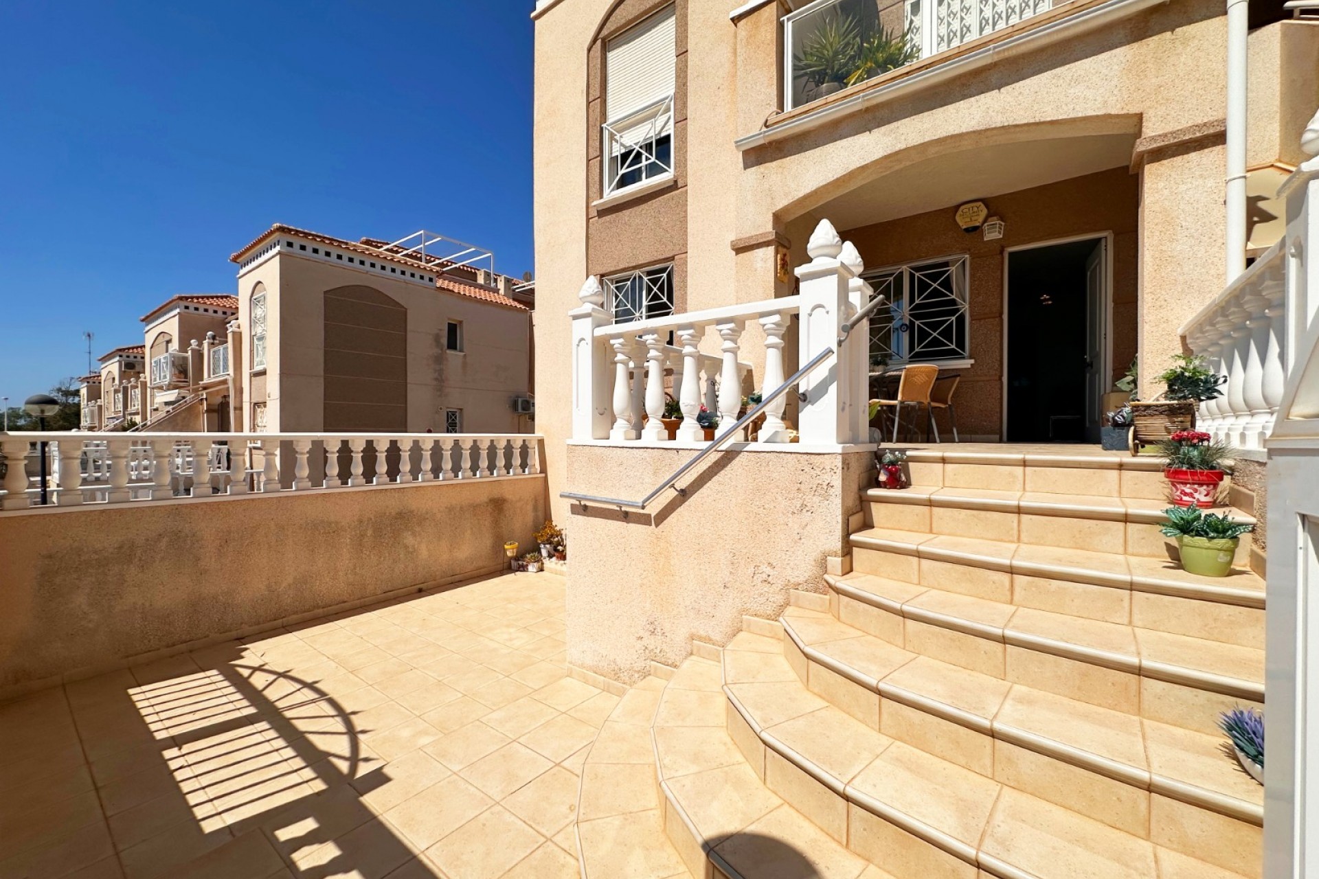 Brukt - Bungalow -
Torrevieja - Costa Blanca