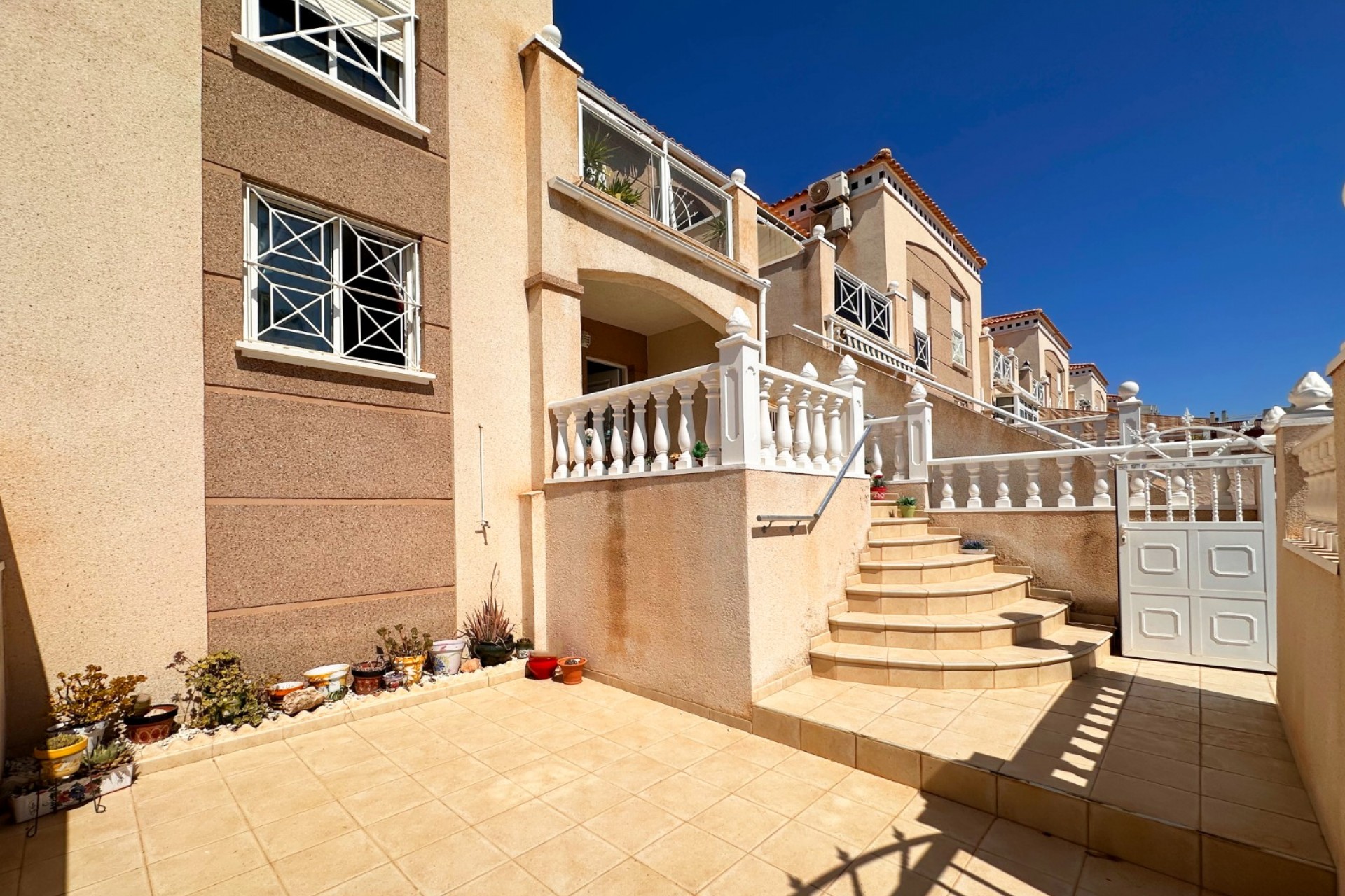 Brukt - Bungalow -
Torrevieja - Costa Blanca