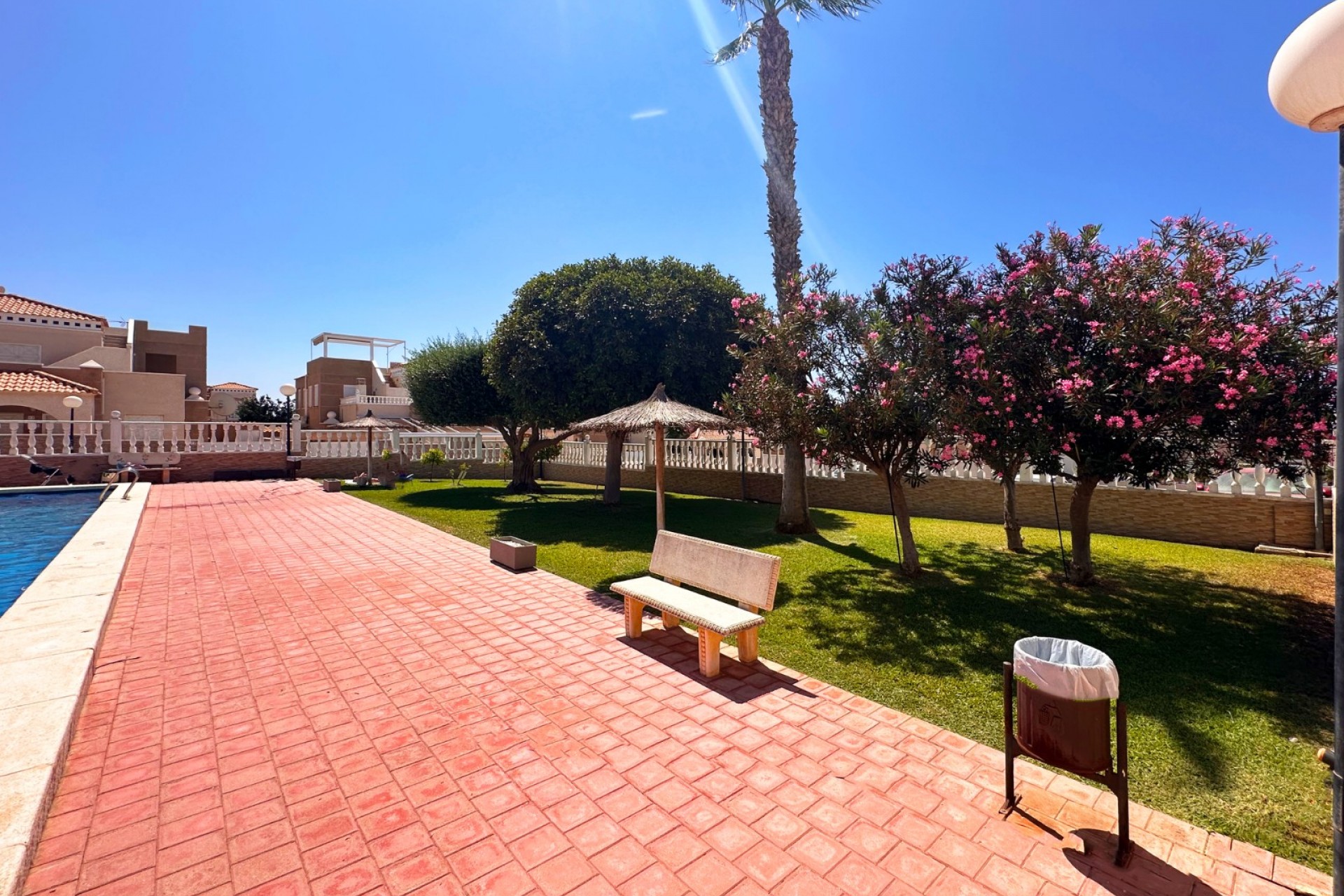 Brukt - Bungalow -
Torrevieja - Costa Blanca