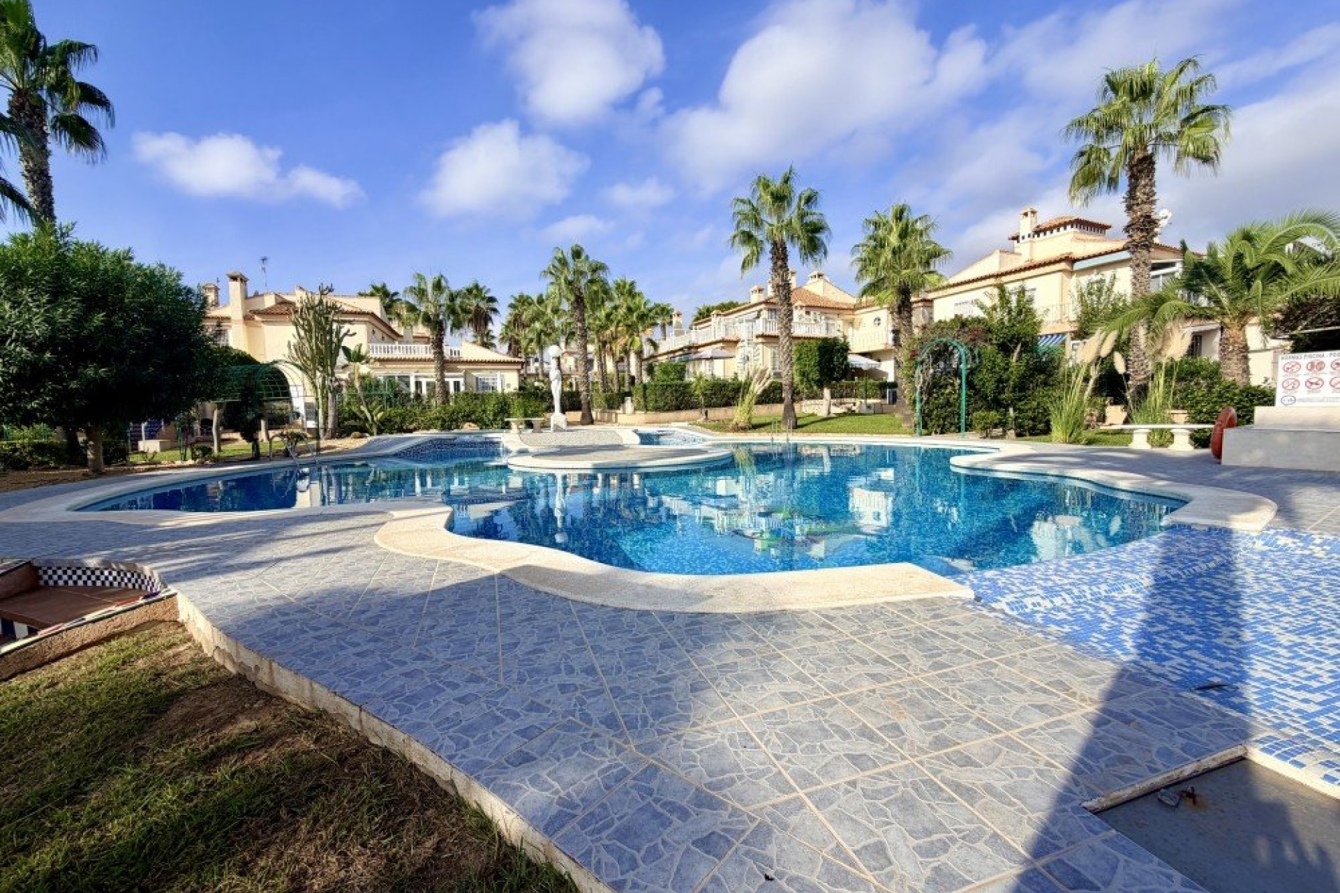 Brukt - Bungalow -
Torrevieja - Costa Blanca