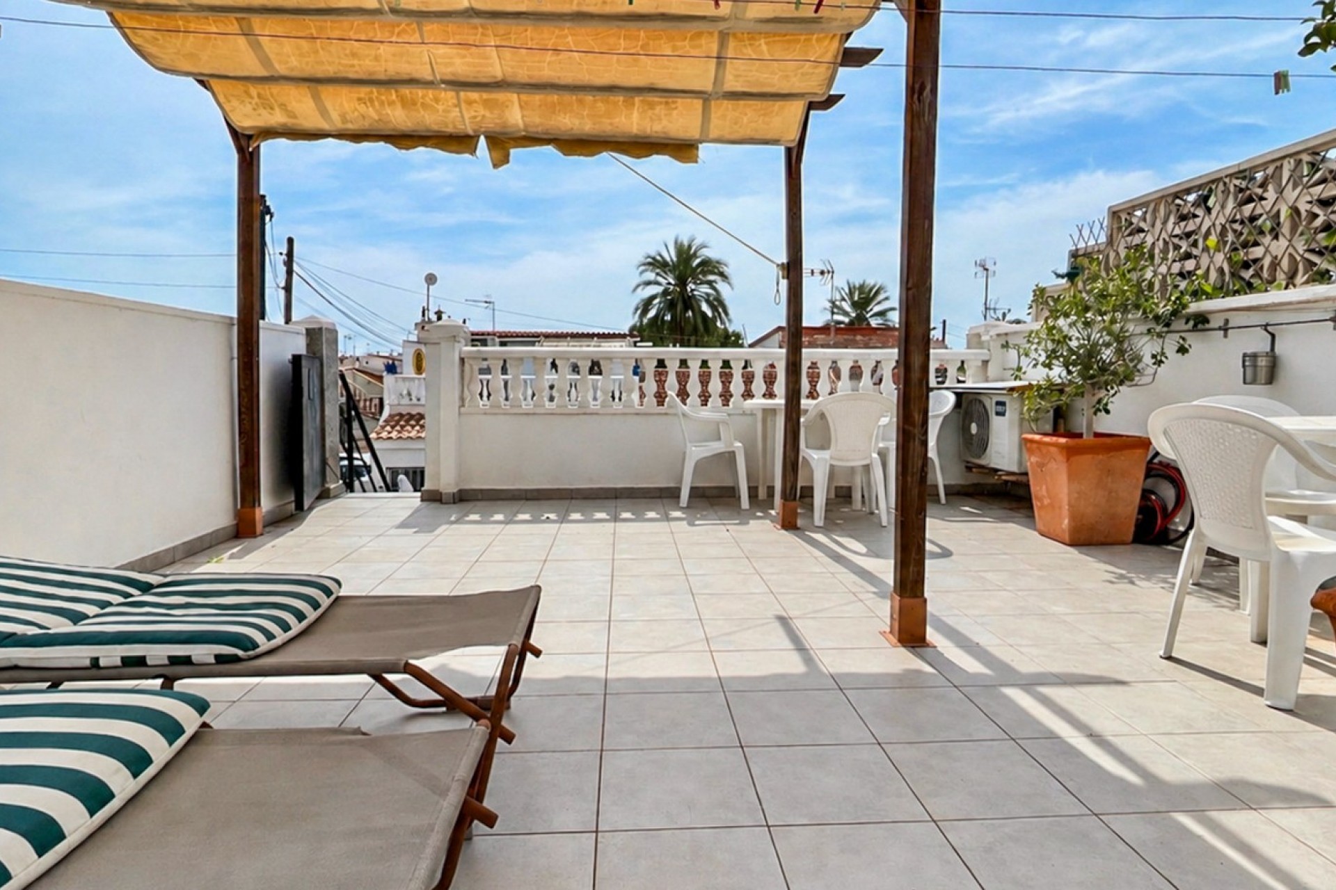 Brukt - Bungalow -
Torrevieja - Costa Blanca