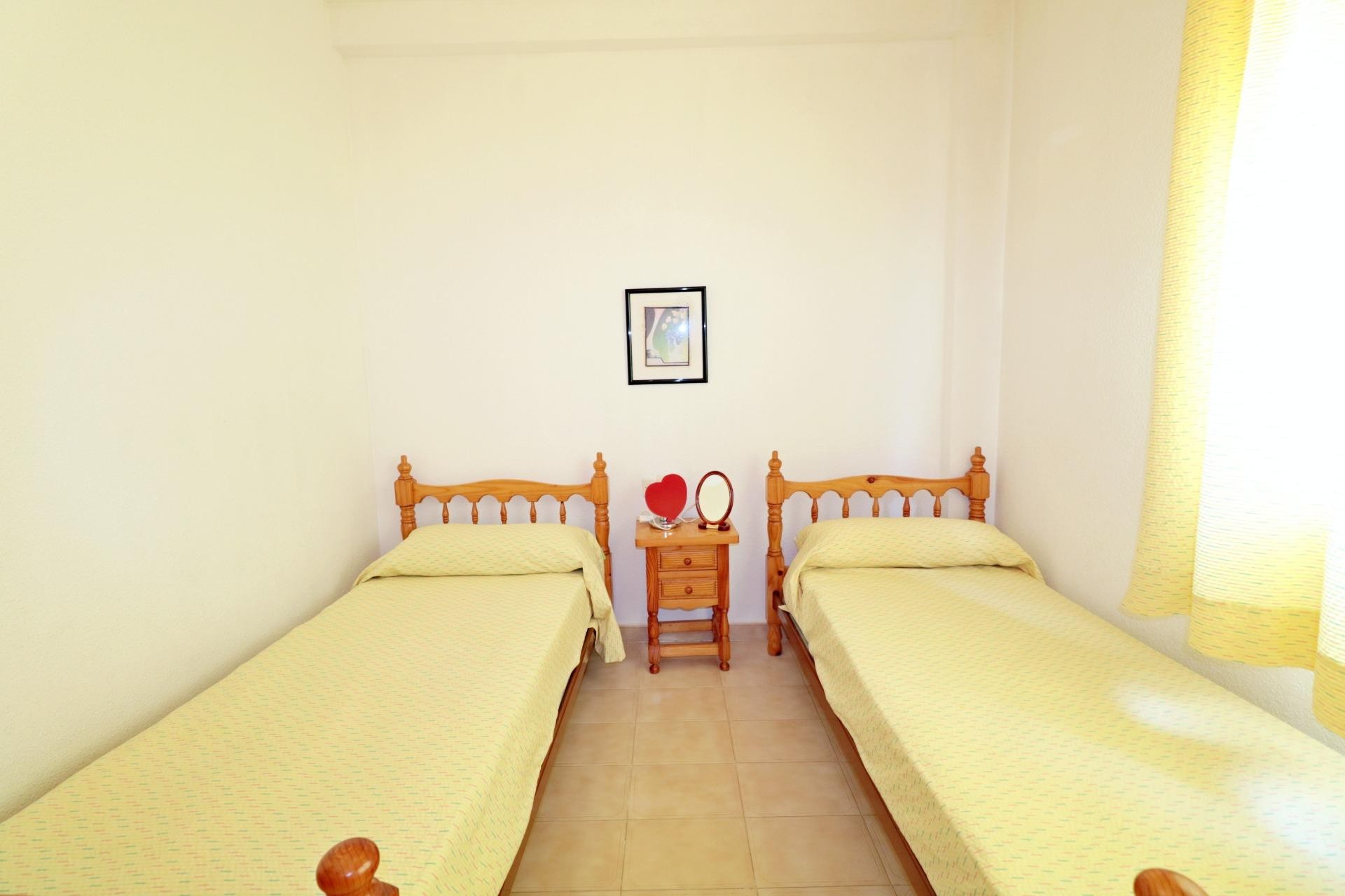 Brukt - Bungalow -
Torrevieja - El Acequión - Los Náufragos