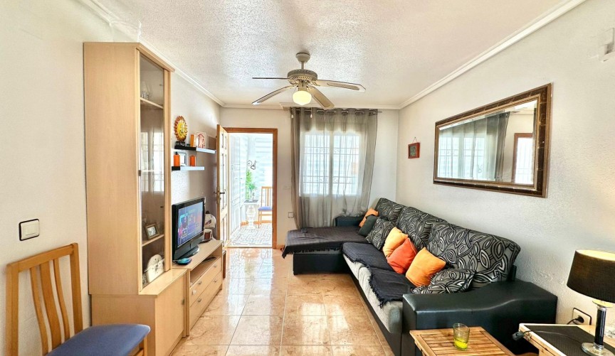 Brukt - Bungalow -
Torrevieja - El Limonar