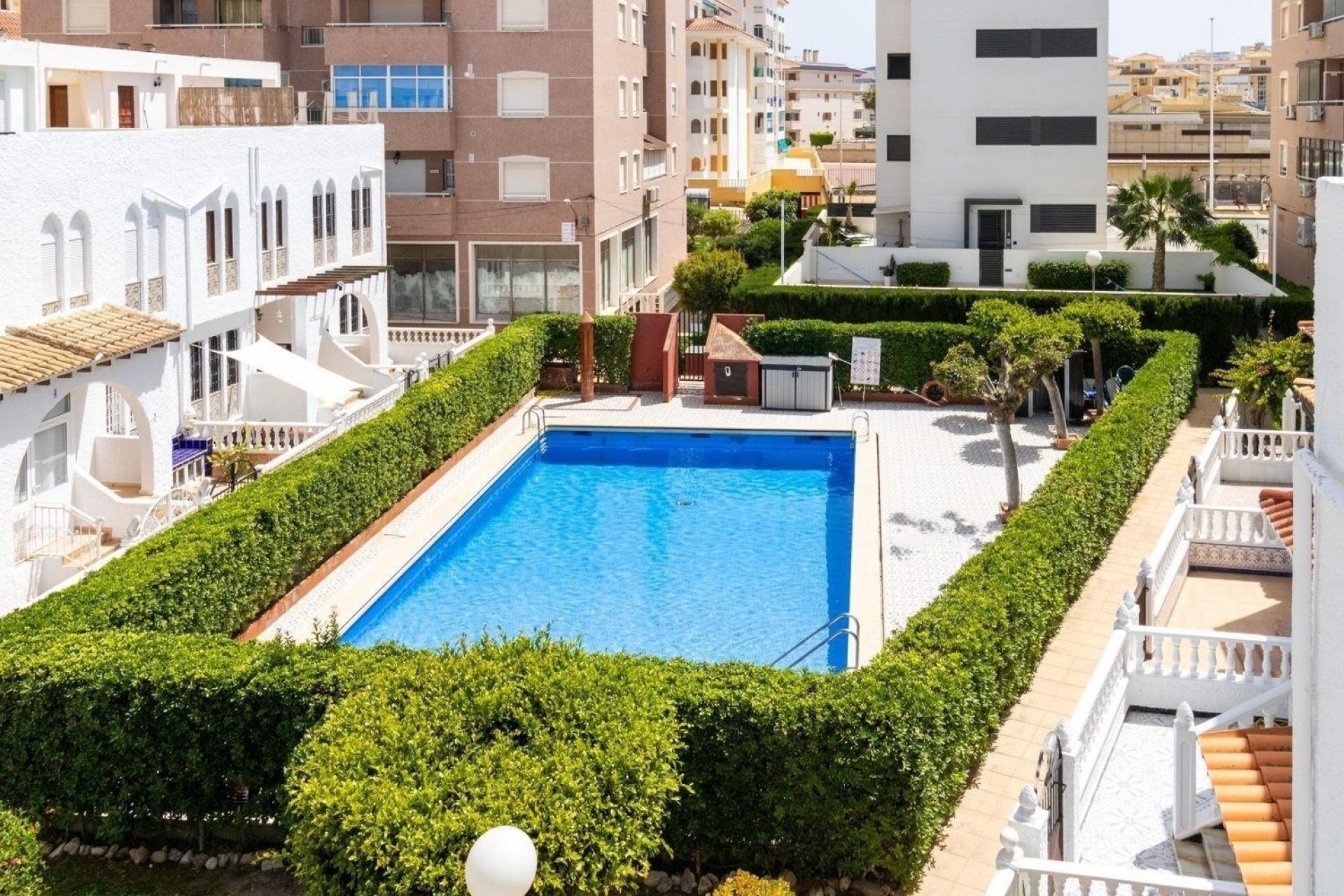 Brukt - Bungalow -
Torrevieja - La Mata