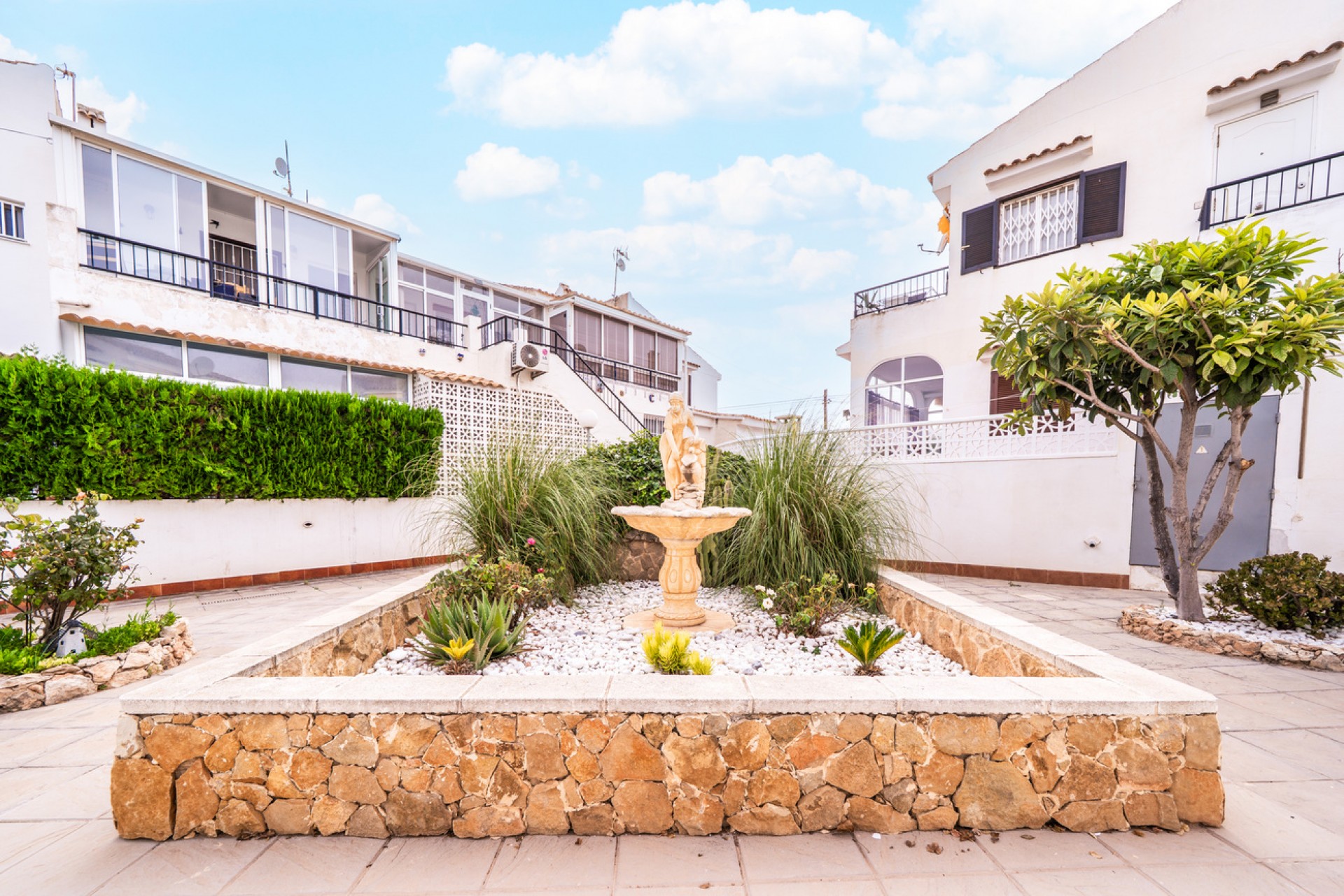 Brukt - Bungalow -
Torrevieja - La Mata