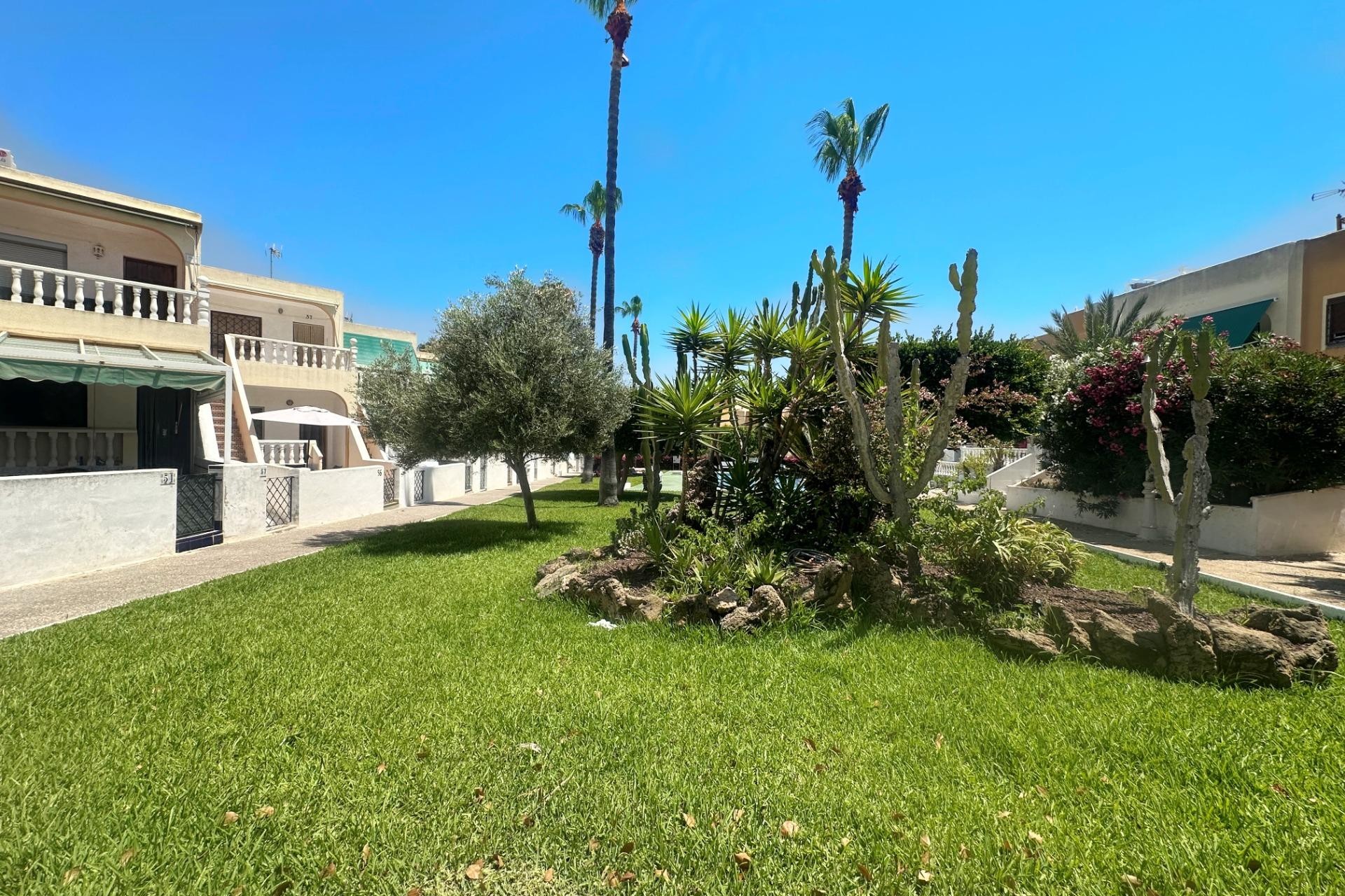 Brukt - Bungalow -
Torrevieja - La Mata