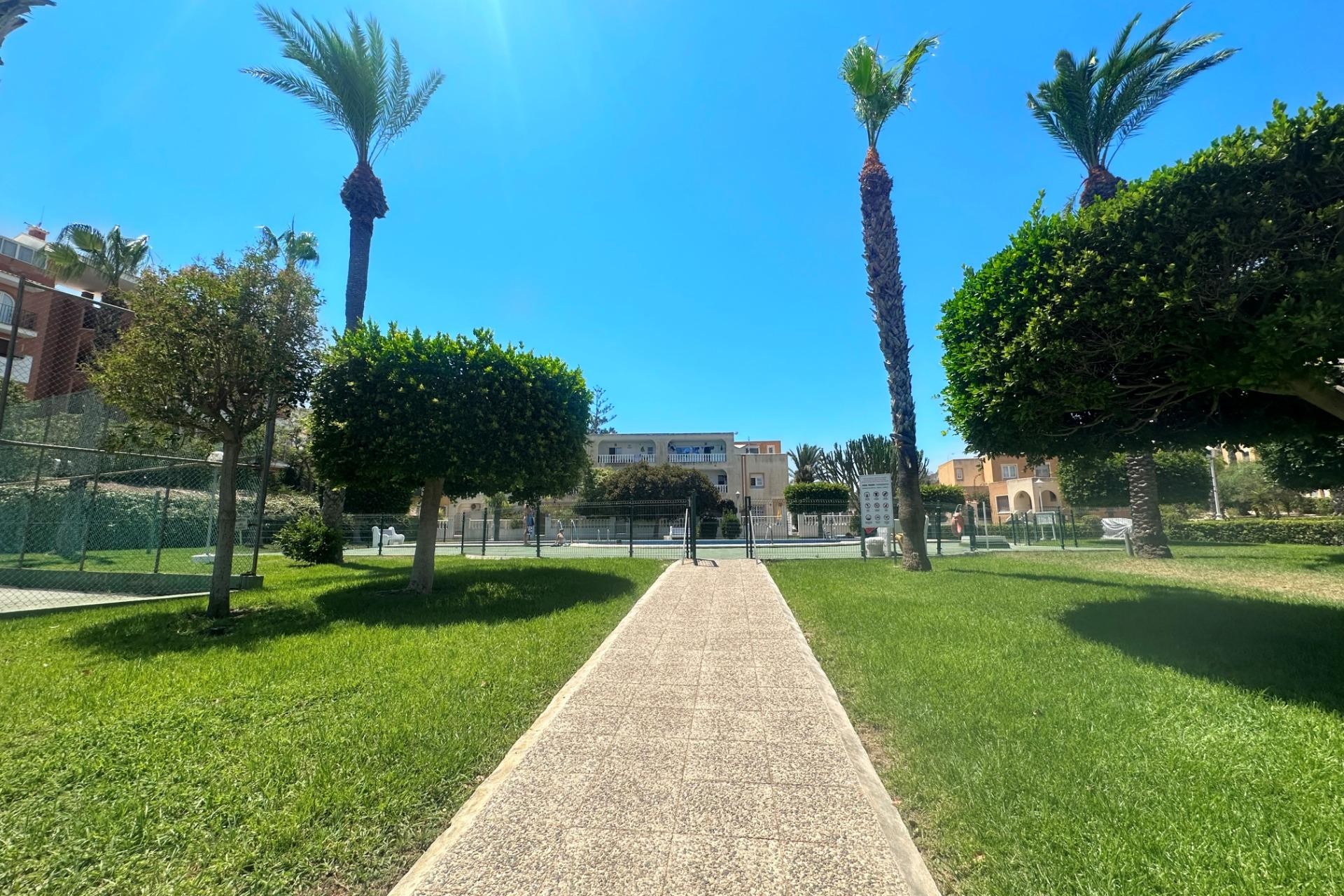 Brukt - Bungalow -
Torrevieja - La Mata