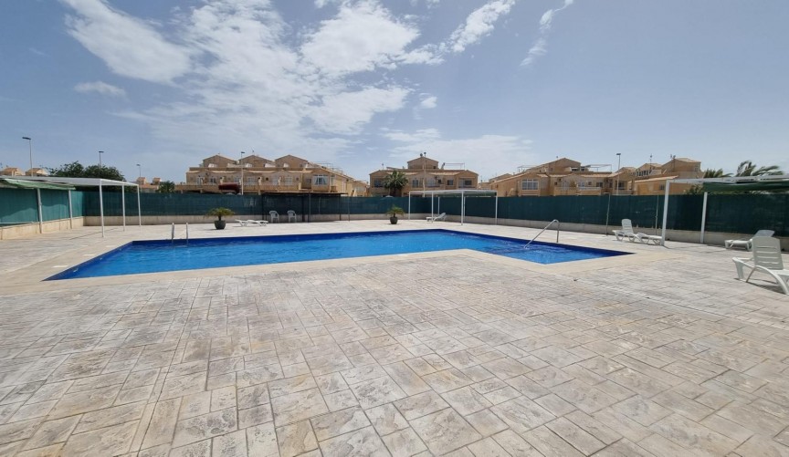 Brukt - Bungalow -
Torrevieja - La Siesta - El Salado - Torreta