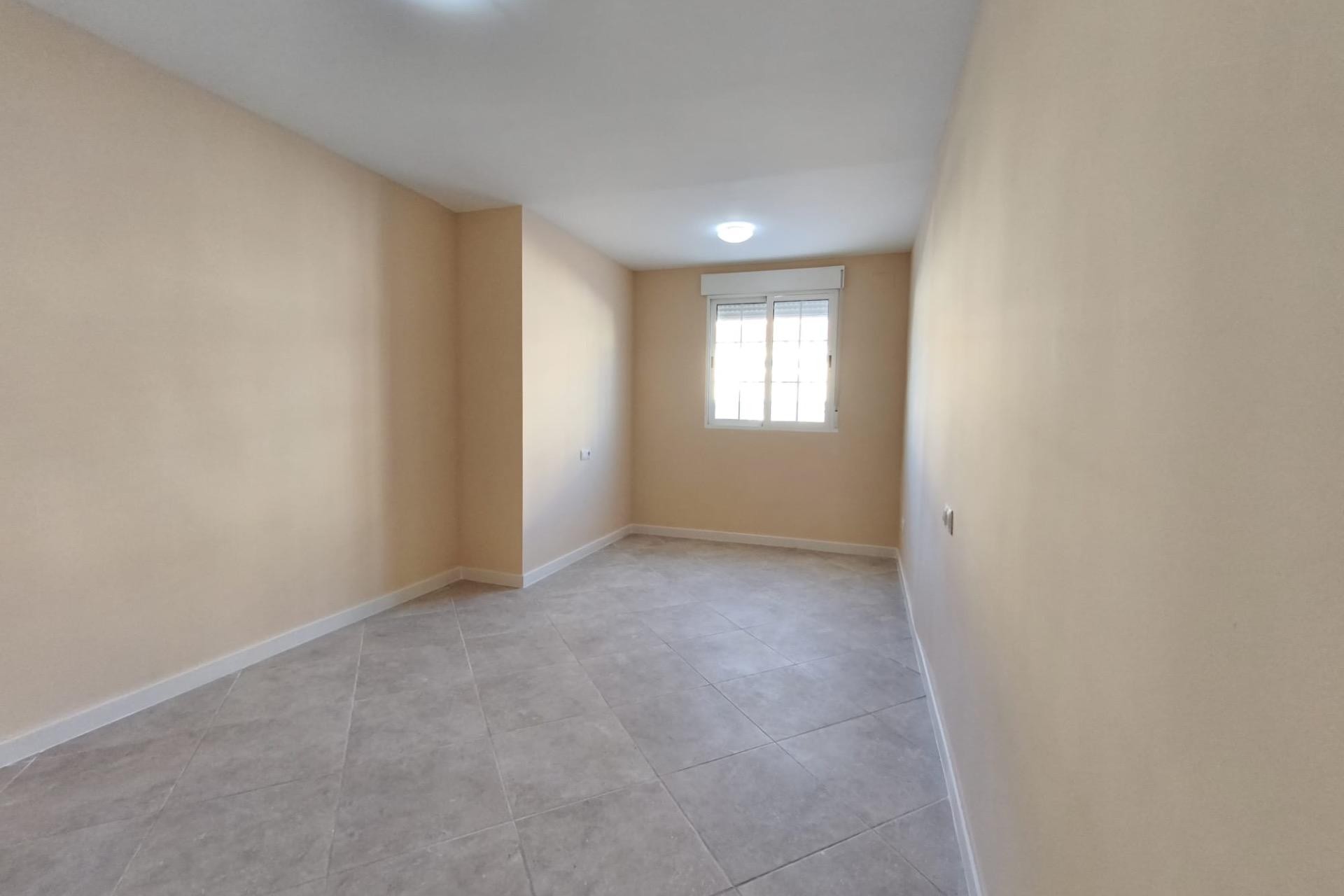 Brukt - Bungalow -
Torrevieja - La Siesta - El Salado - Torreta