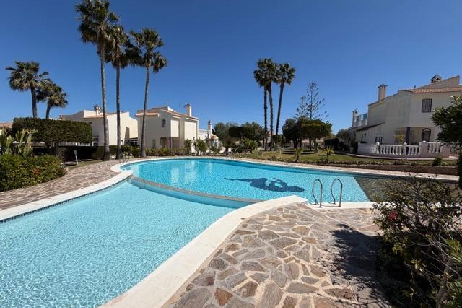 Brukt - Bungalow -
Torrevieja - La Siesta