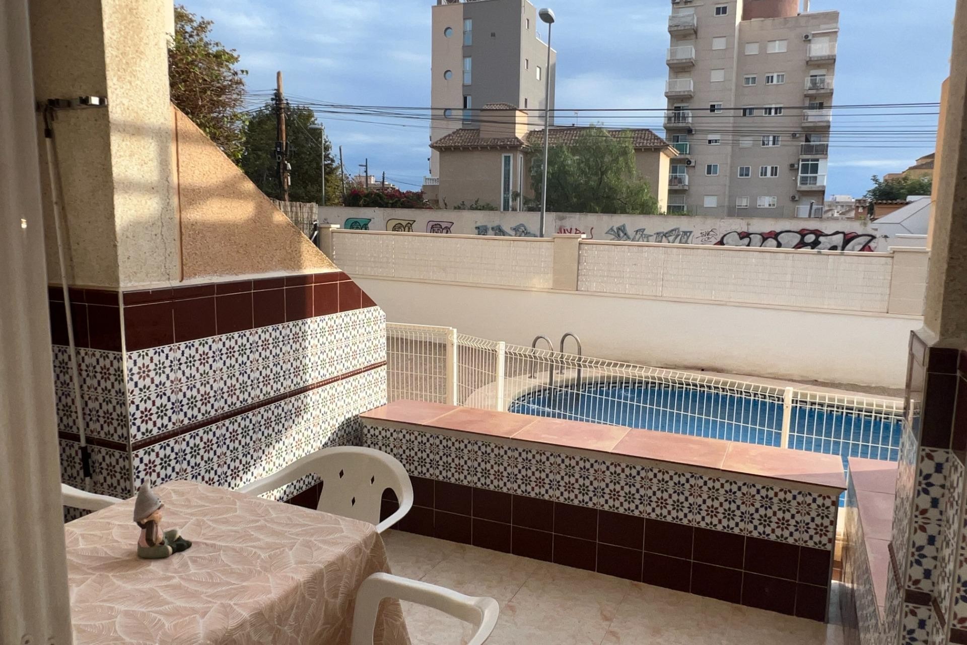 Brukt - Bungalow -
Torrevieja - Nueva Torrevieja