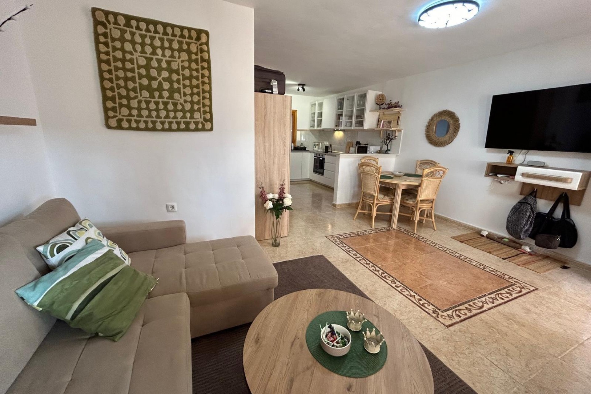 Brukt - Bungalow -
Torrevieja - Playa De Los Naufragos