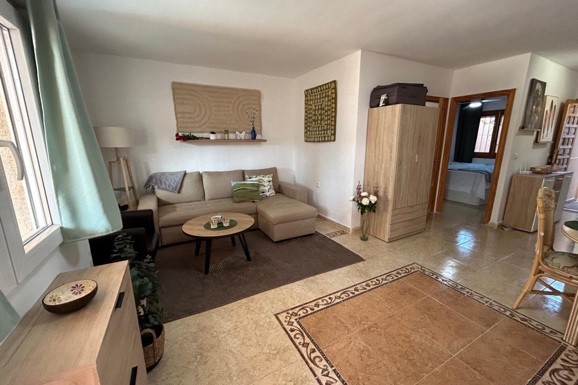 Brukt - Bungalow -
Torrevieja - Playa De Los Naufragos