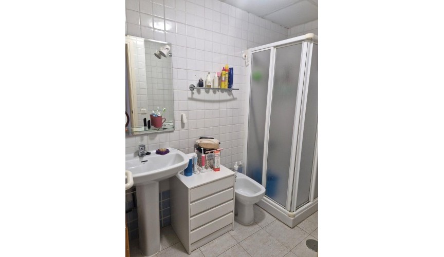 Brukt - Bungalow -
Torrevieja - Playa De Los Naufragos