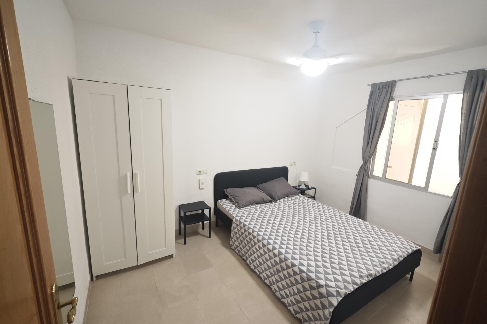 Brukt - Bungalow -
Torrevieja - Playa del Cura
