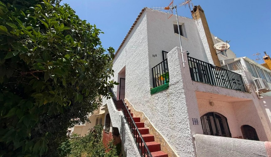 Brukt - Bungalow -
Torrevieja - Playa del Cura