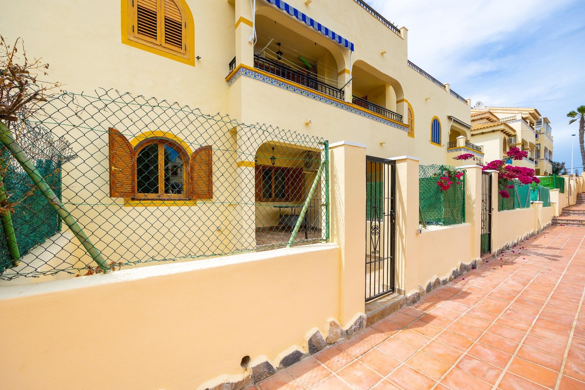 Brukt - Bungalow -
Torrevieja - Torre La Mata