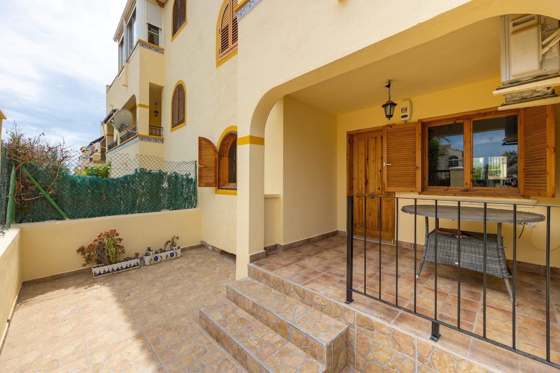 Brukt - Bungalow -
Torrevieja - Torre La Mata