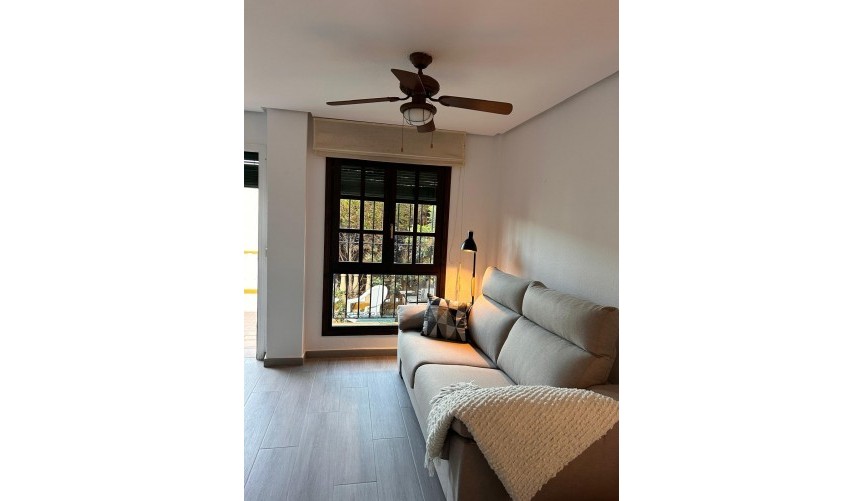 Brukt - Bungalow -
Torrevieja - Torre La Mata