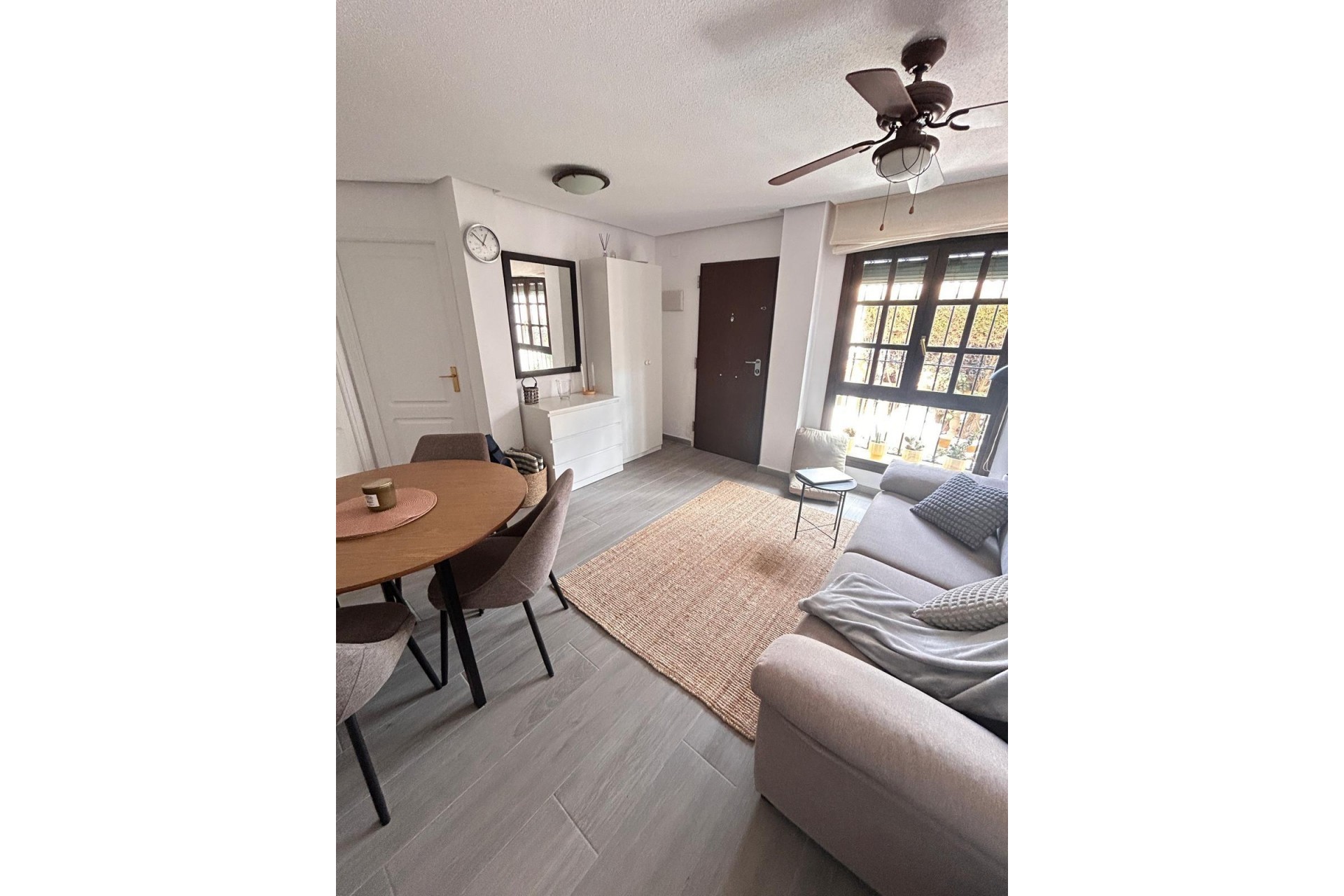Brukt - Bungalow -
Torrevieja - Torre La Mata