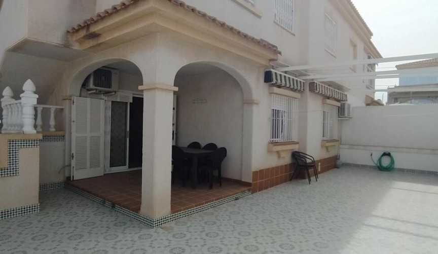 Brukt - Bungalow -
Torrevieja - Torreblanca