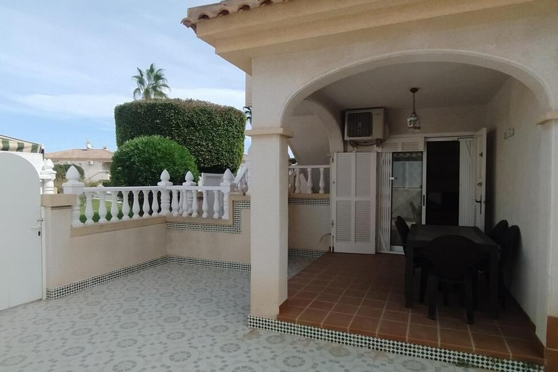 Brukt - Bungalow -
Torrevieja - Torreblanca