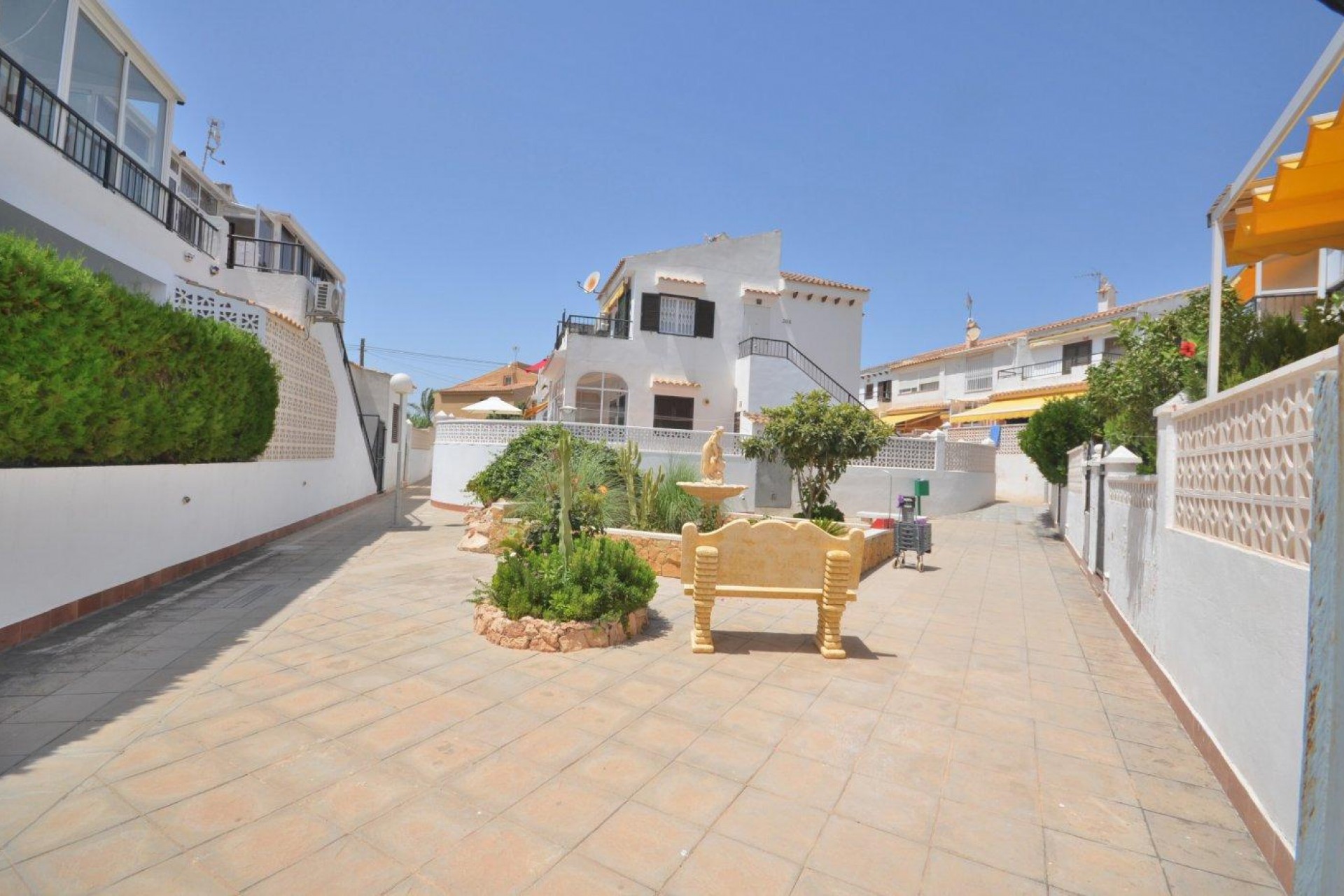 Brukt - Bungalow -
Torrevieja - Torreblanca