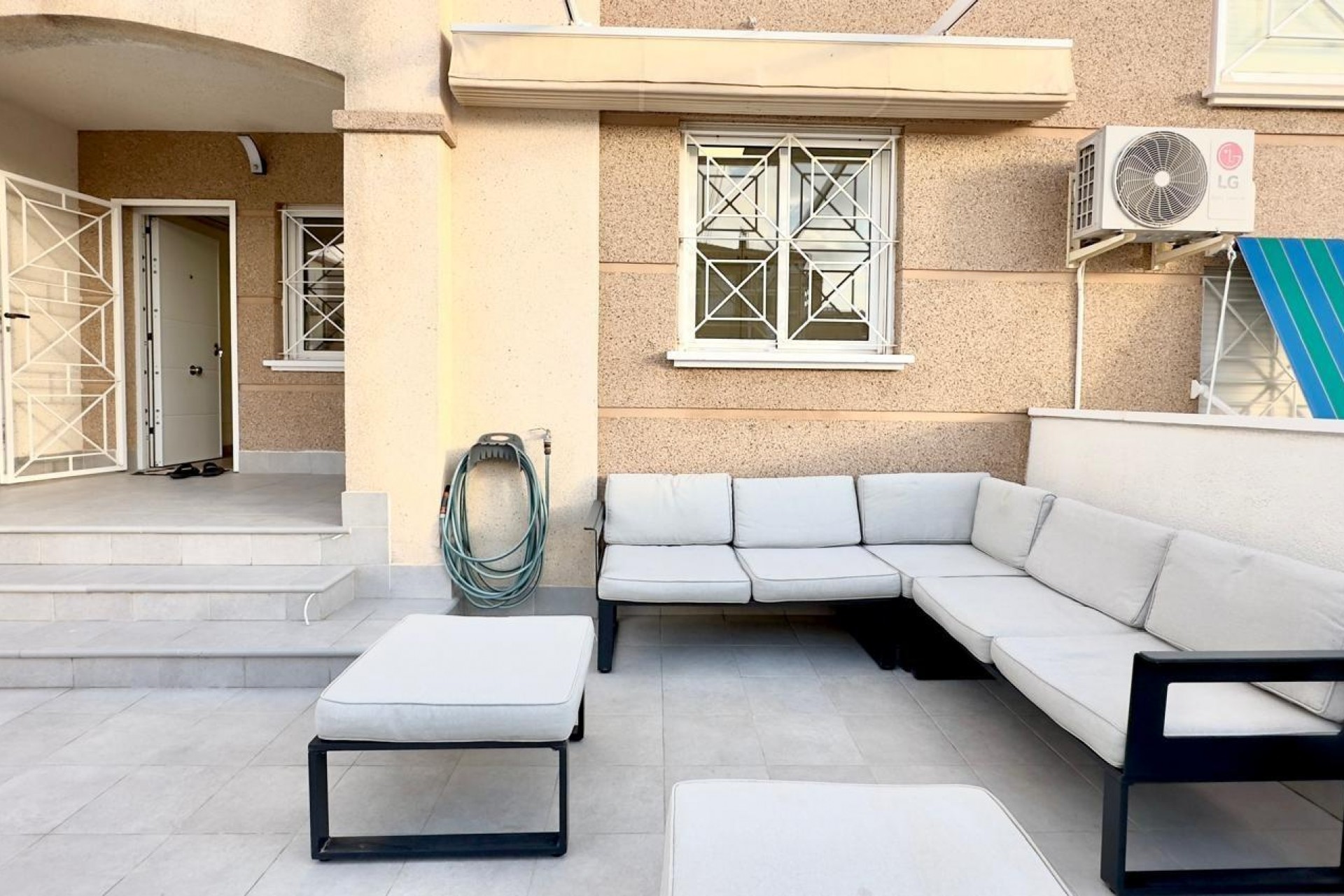 Brukt - Bungalow -
Torrevieja - Torreblanca