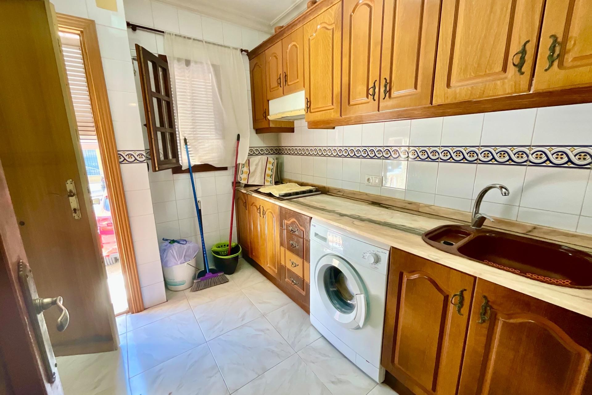Brukt - Bungalow -
Torrevieja - Torreblanca