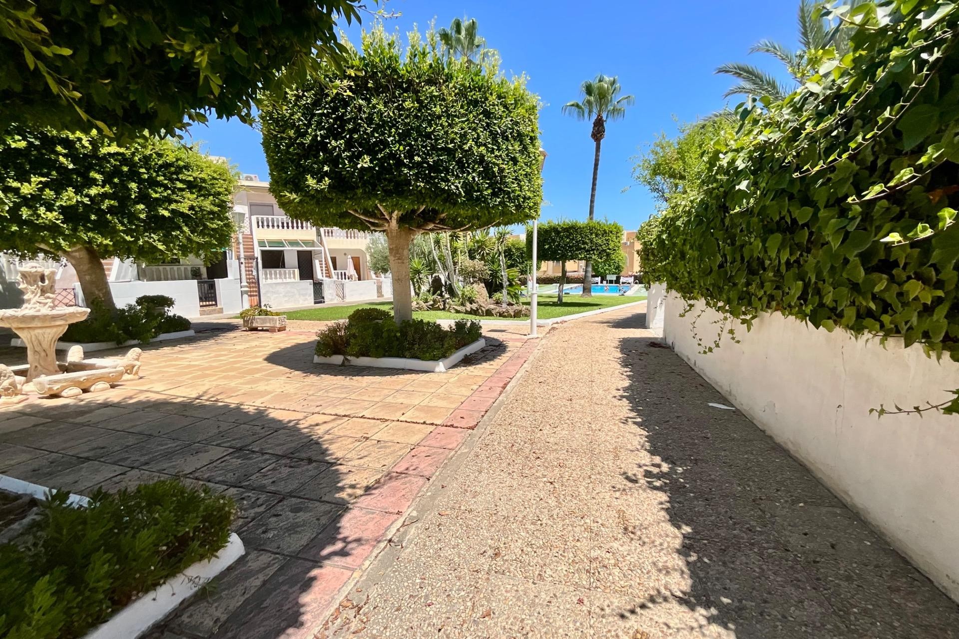 Brukt - Bungalow -
Torrevieja - Torreblanca