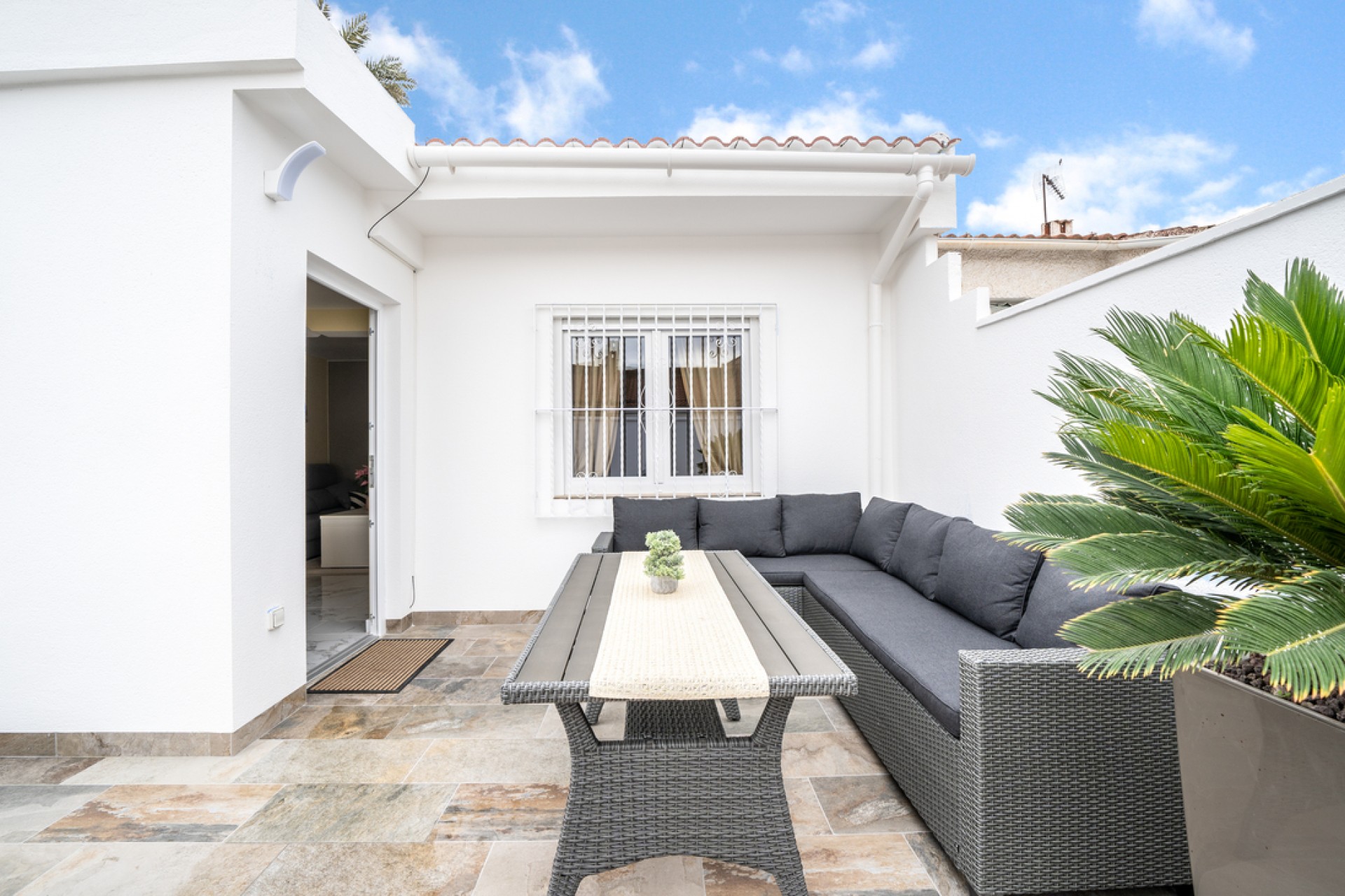 Brukt - Bungalow -
Torrevieja - Torreta