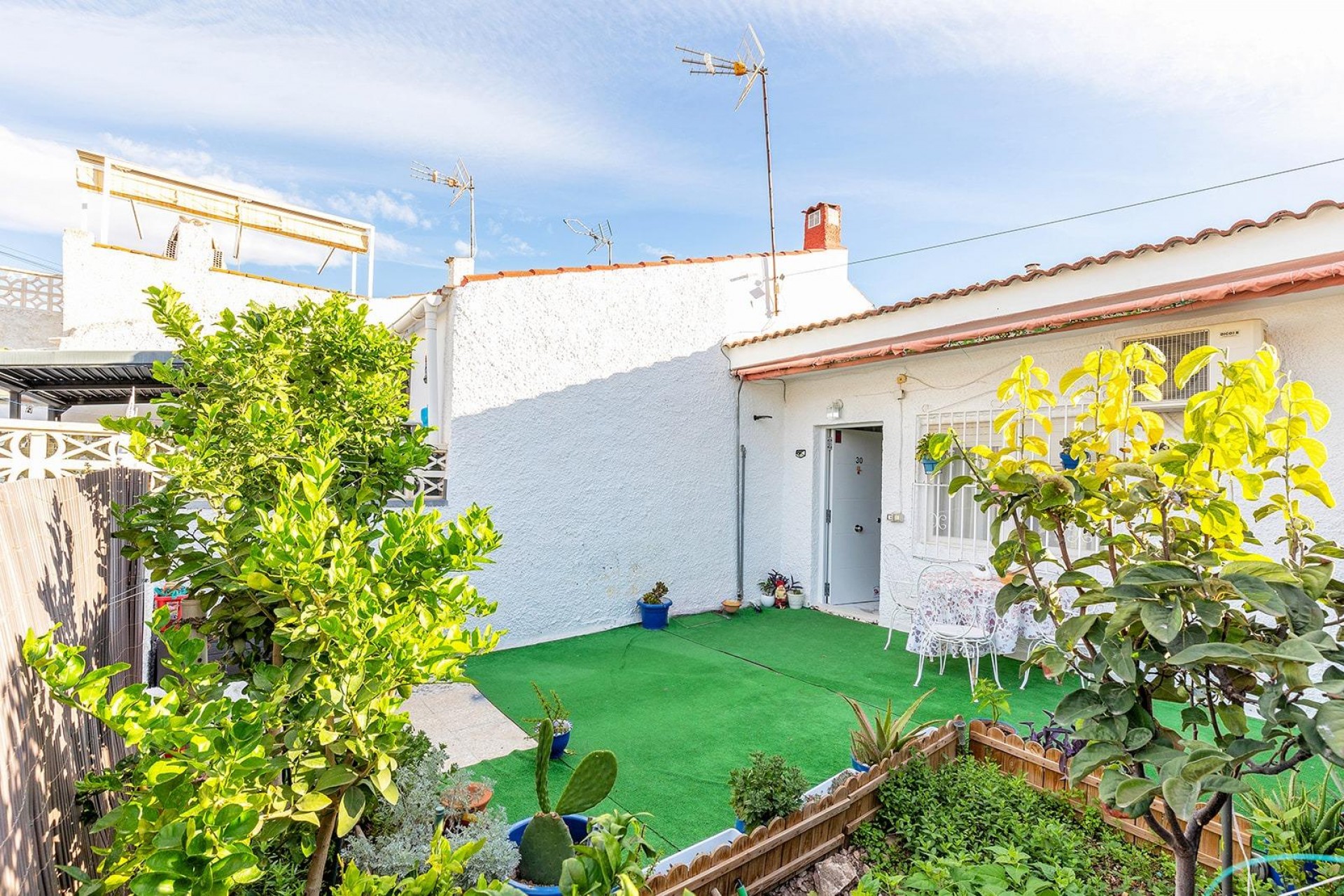 Brukt - Bungalow -
Torrevieja - Torretas