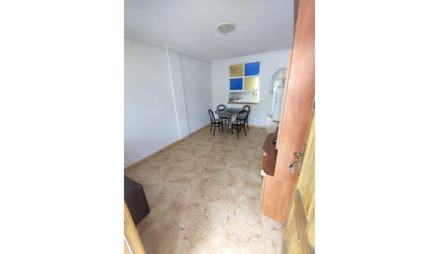 Brukt - Bungalow -
Torrevieja - Torretas