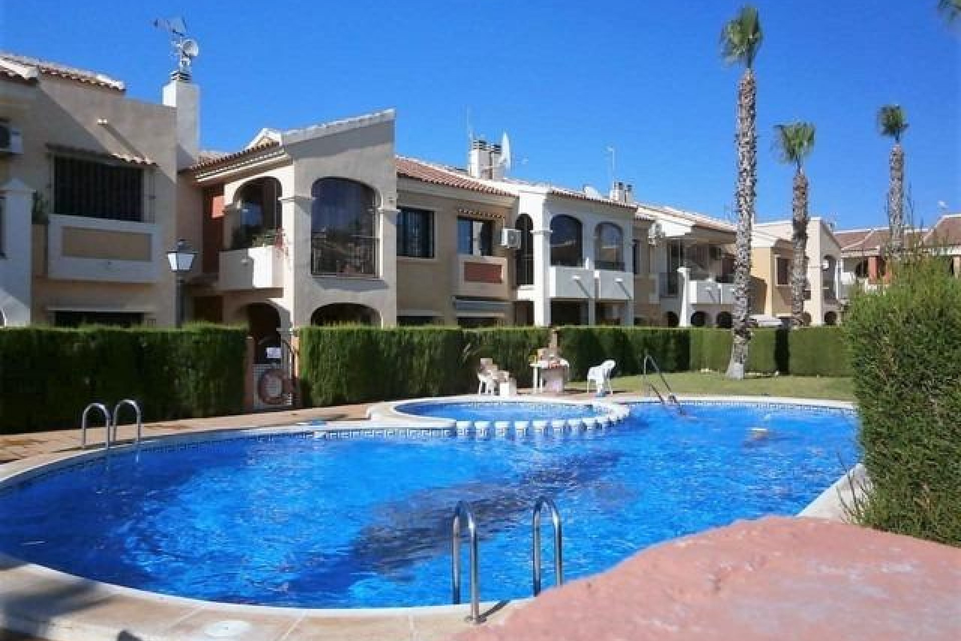 Brukt - Bungalow -
Torrevieja - Torretas