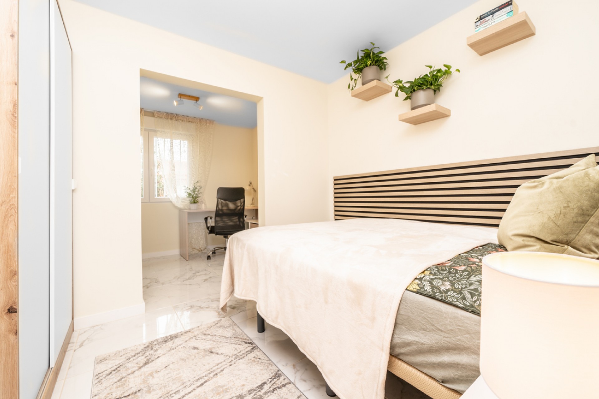 Brukt - Bungalow -
Torrevieja - Torretas