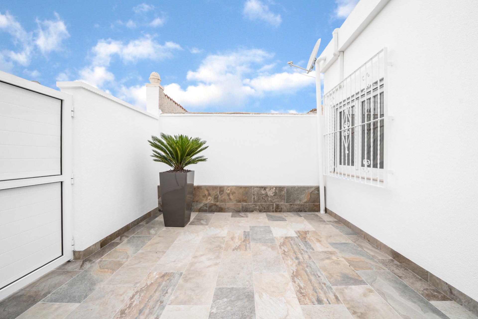Brukt - Bungalow -
Torrevieja - Torretas