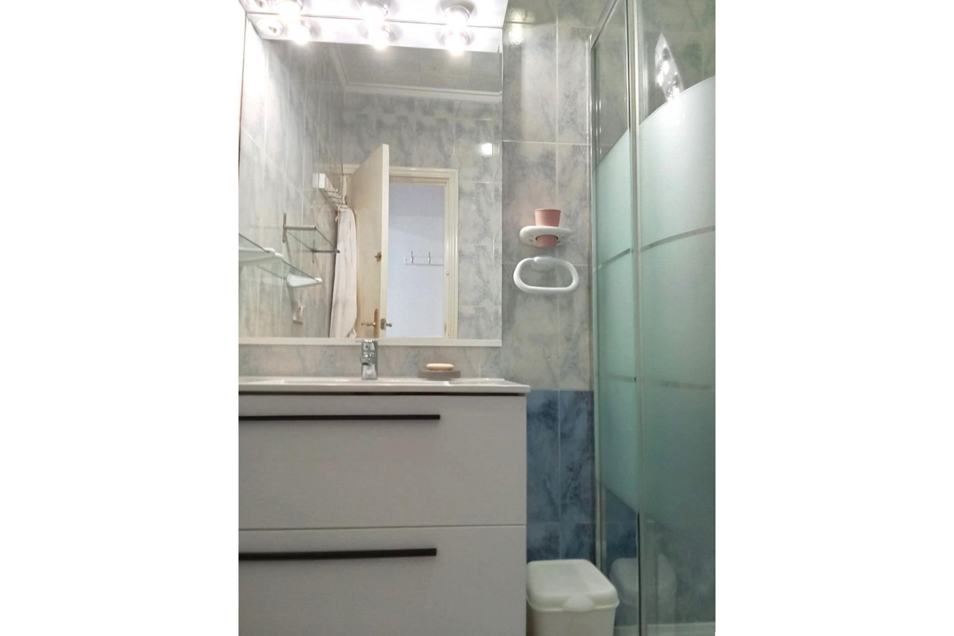 Brukt - Bungalow -
Torrevieja - Torretas