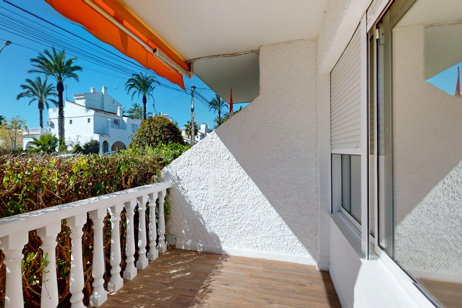 Brukt - Bungalow -
Villamartin - Costa Blanca