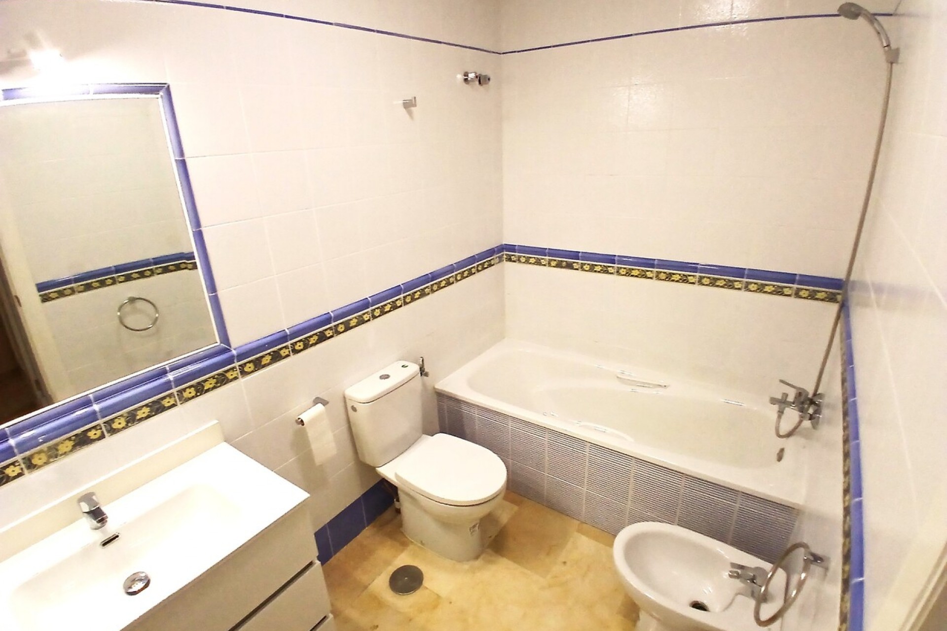 Brukt - Bungalow -
Villamartin - Costa Blanca