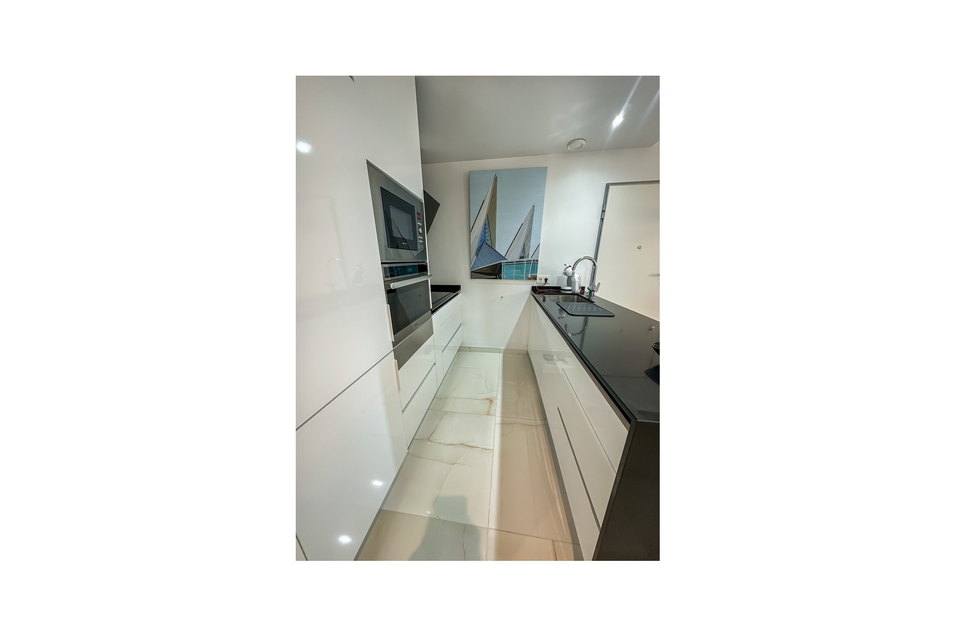 Brukt - Penthouse Penthouse -
Los Altos - AMANECER