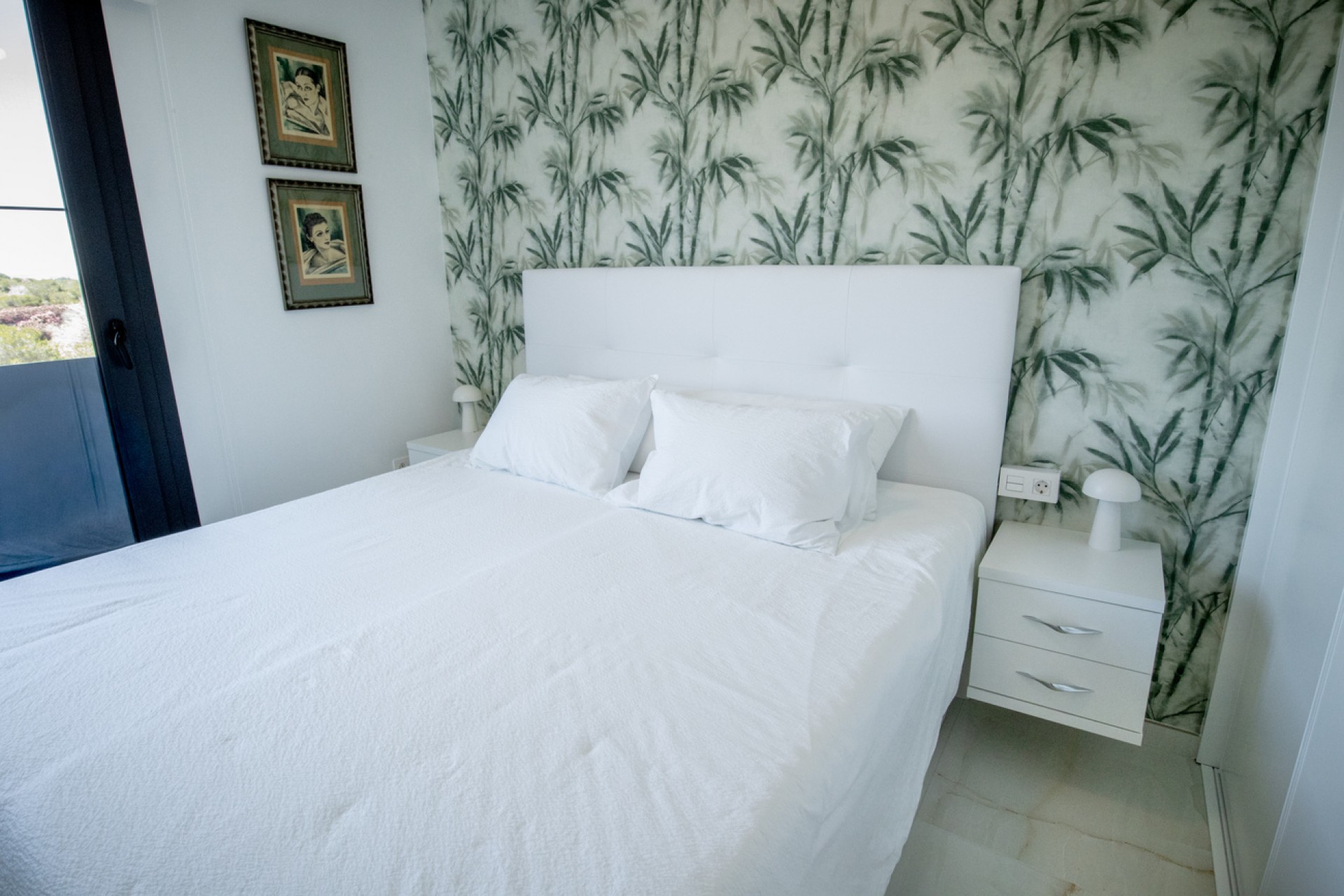Brukt - Penthouse Penthouse -
Los Altos - AMANECER