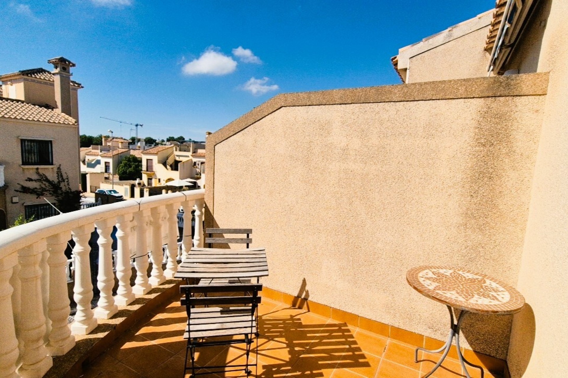 Brukt - Quad House -
El Galan - Inland