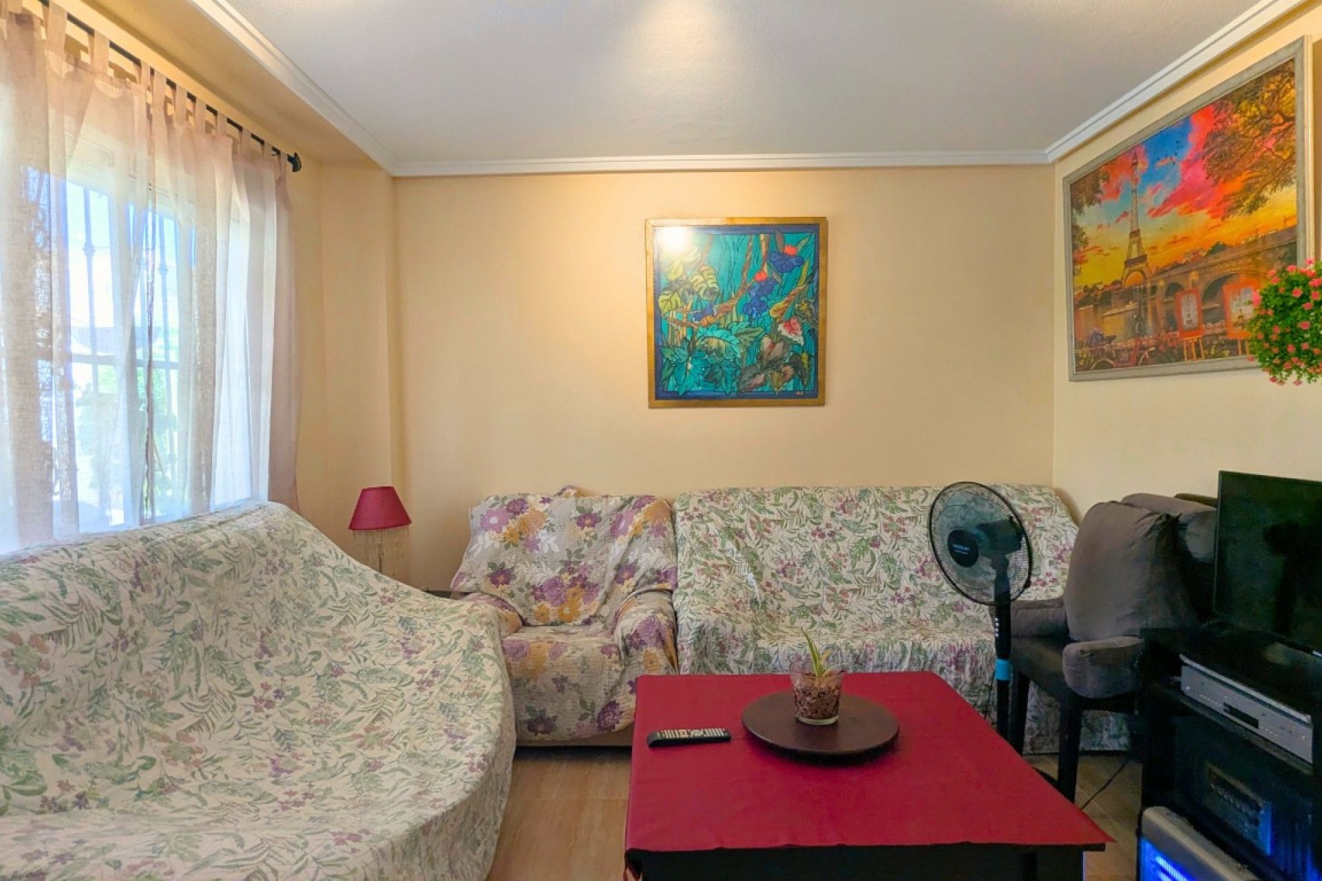 Brukt - Quad House -
Lo Crispin - Inland