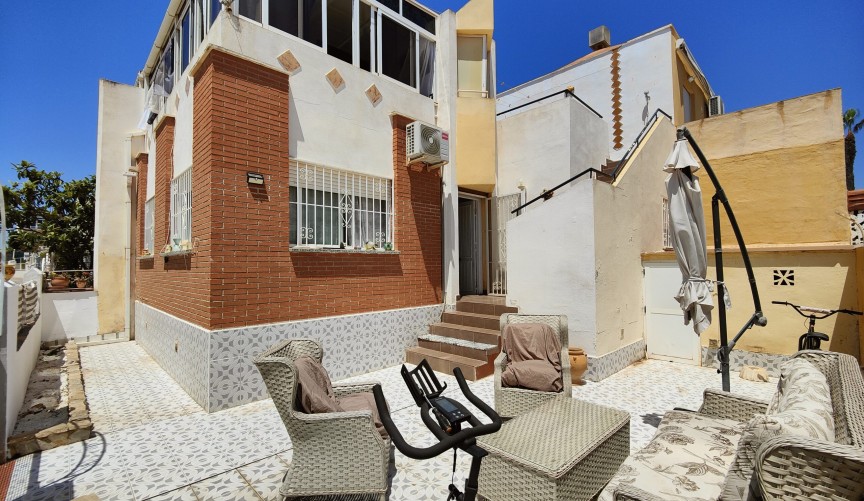 Brukt - Quad House -
Orihuela Costa - Costa Blanca