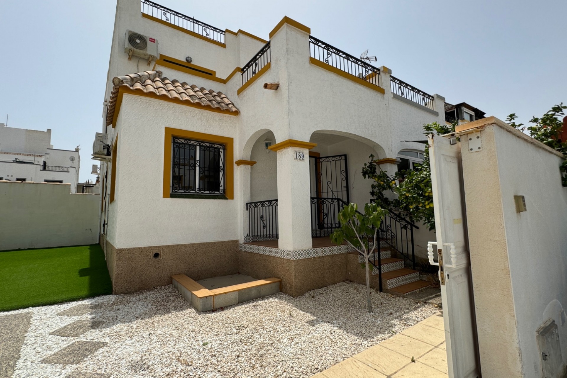 Brukt - Quad House -
Orihuela Costa - Costa Blanca