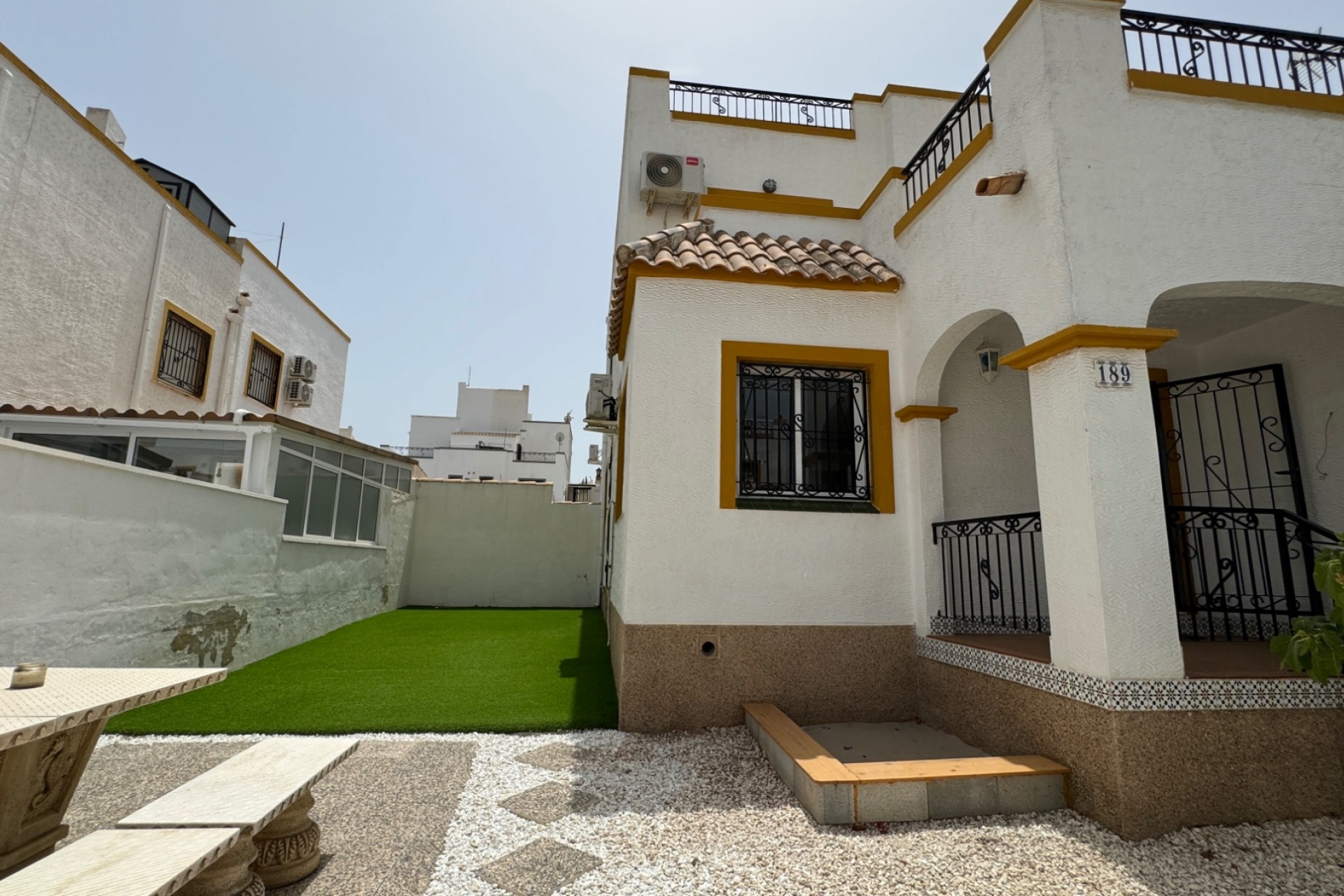 Brukt - Quad House -
Orihuela Costa - Costa Blanca