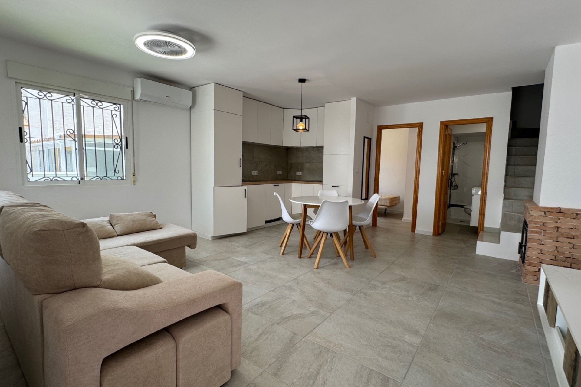 Brukt - Quad House -
Orihuela Costa - Costa Blanca