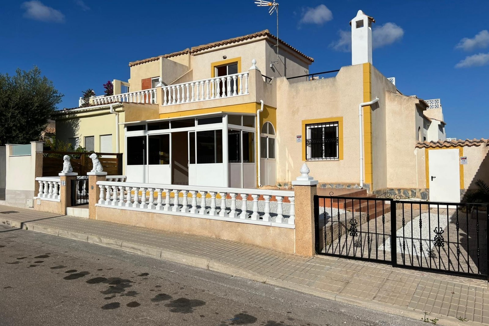 Brukt - Quad House -
Orihuela Costa - Costa Blanca